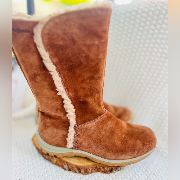 Patagonia Lugano Chimney Women’s Primaloft Furry Suede Snow Boots Sz 7.5 EU - Picture 2 of 11